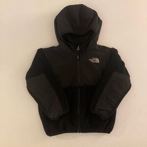 The North Face Denali Hooded Jacket 3T - black
